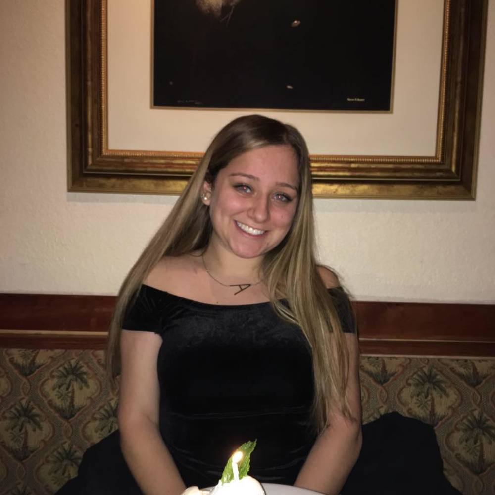 Meet your Posher, Amanda